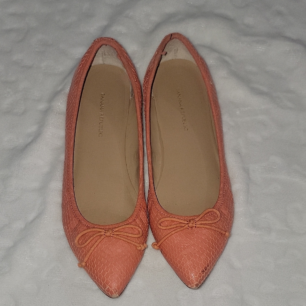 Banana Republic Women's Orange Ballet Flats